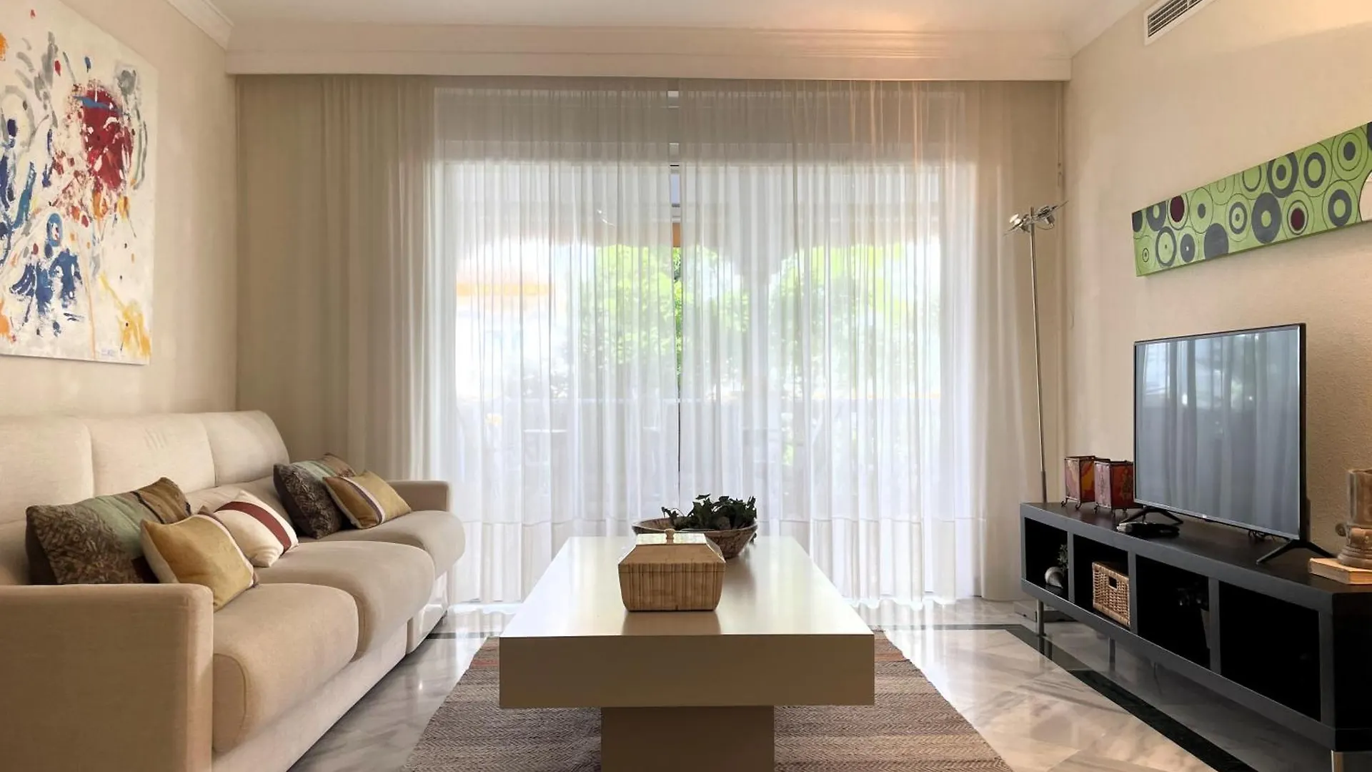 Apartment Serinamar Dama De Noche Marbella Spain